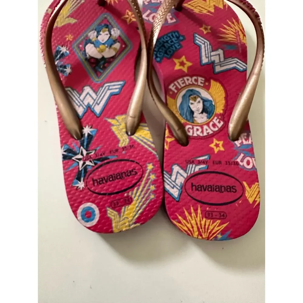 Wonder Woman Havaianas Red Flip Flop size 3 / 4